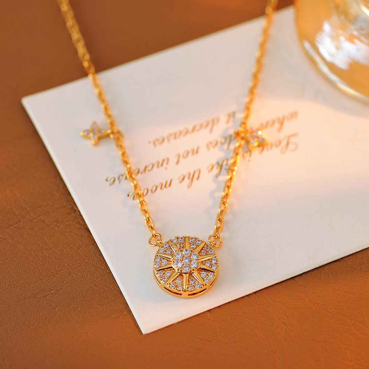 Eight-Pointed Star Necklace Ins Style Sun Star Chart Necklace Niche Fashion Light Luxury Elegant Commuting Versatile