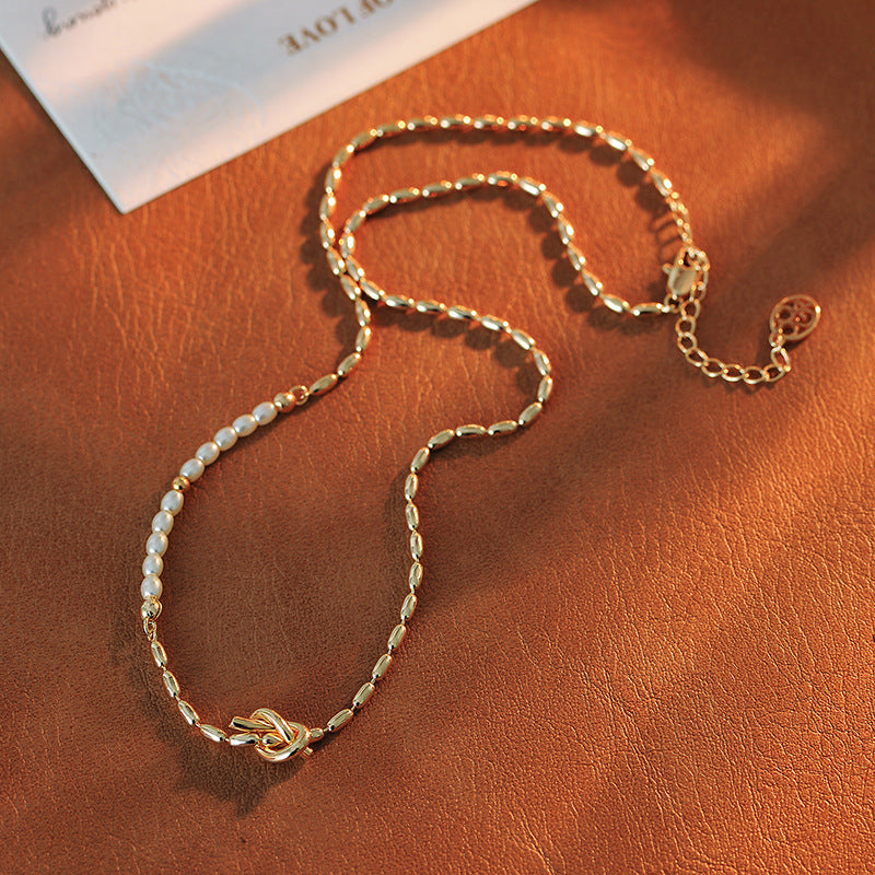 European and American Fashionable Elegant Pearl Knot Design Necklace Ins Trend Blogger Collarbone Chain One Piece