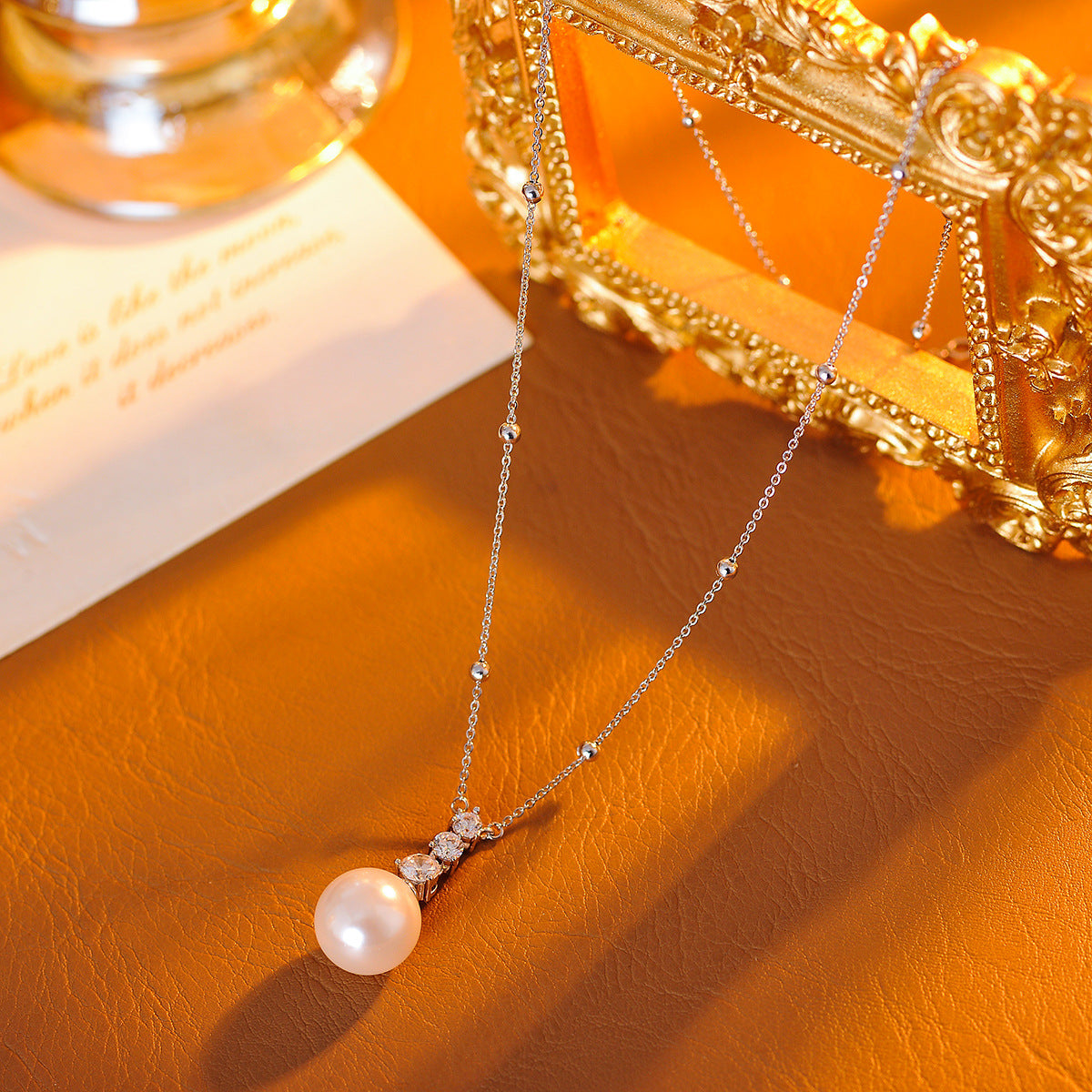Simple Versatile Pearl Necklace New Classic Sparkling Zircon Collarbone Chain Daily Commute Party Accessories