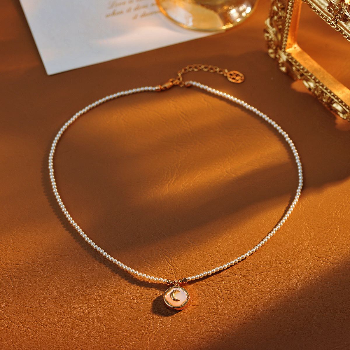 Moon Necklace Real Gold Electroplated Moon French Pearl Necklace Light Luxury Collarbone Chain High-end Necklace