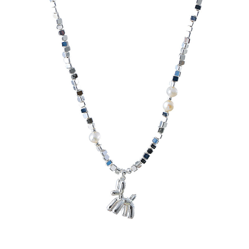 Broken Silver Puppy Freshwater Pearl Necklace for Women New Hot-Selling Niche Design Sense Collarbone Chain Simple Choker