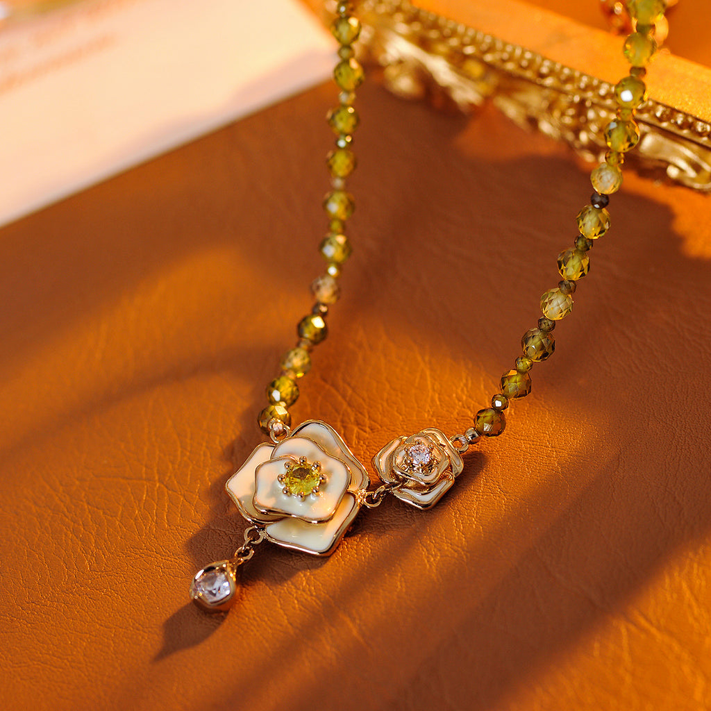 Summer Camellia Rose Raindrop Necklace High-End Light Luxury Niche Sweater Chain Pearl Necklace for Women