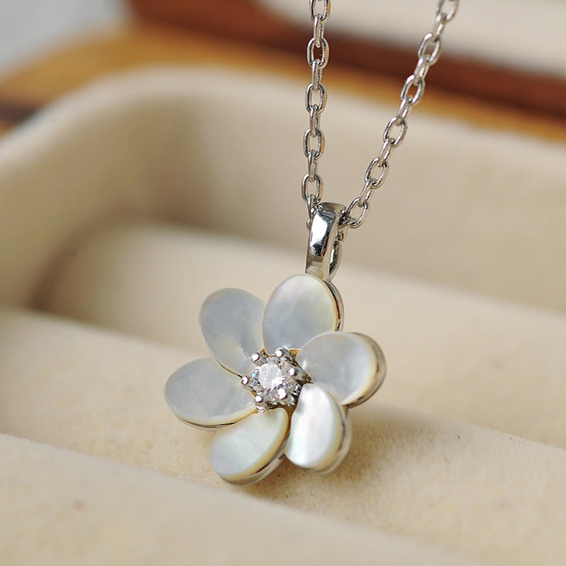 Light Luxury Niche Square Double Layer Stacked Flower Necklace Simple Elegant High-end Versatile Collarbone Chain Qixi Festival Gift