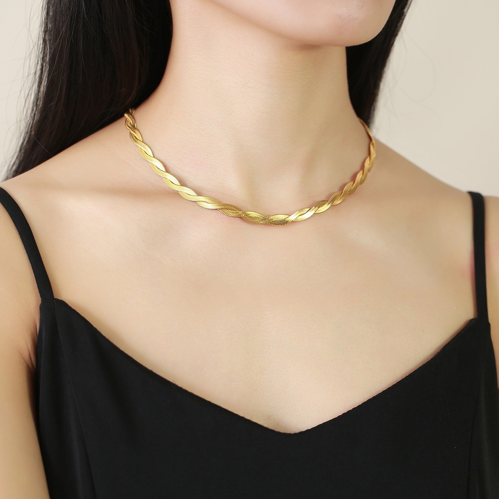 Titanium Steel Design Simple Elegant High-end Non-fading Cross Necklace for Women Trendy Internet Celebrity Minimalist Style Collarbone Chain