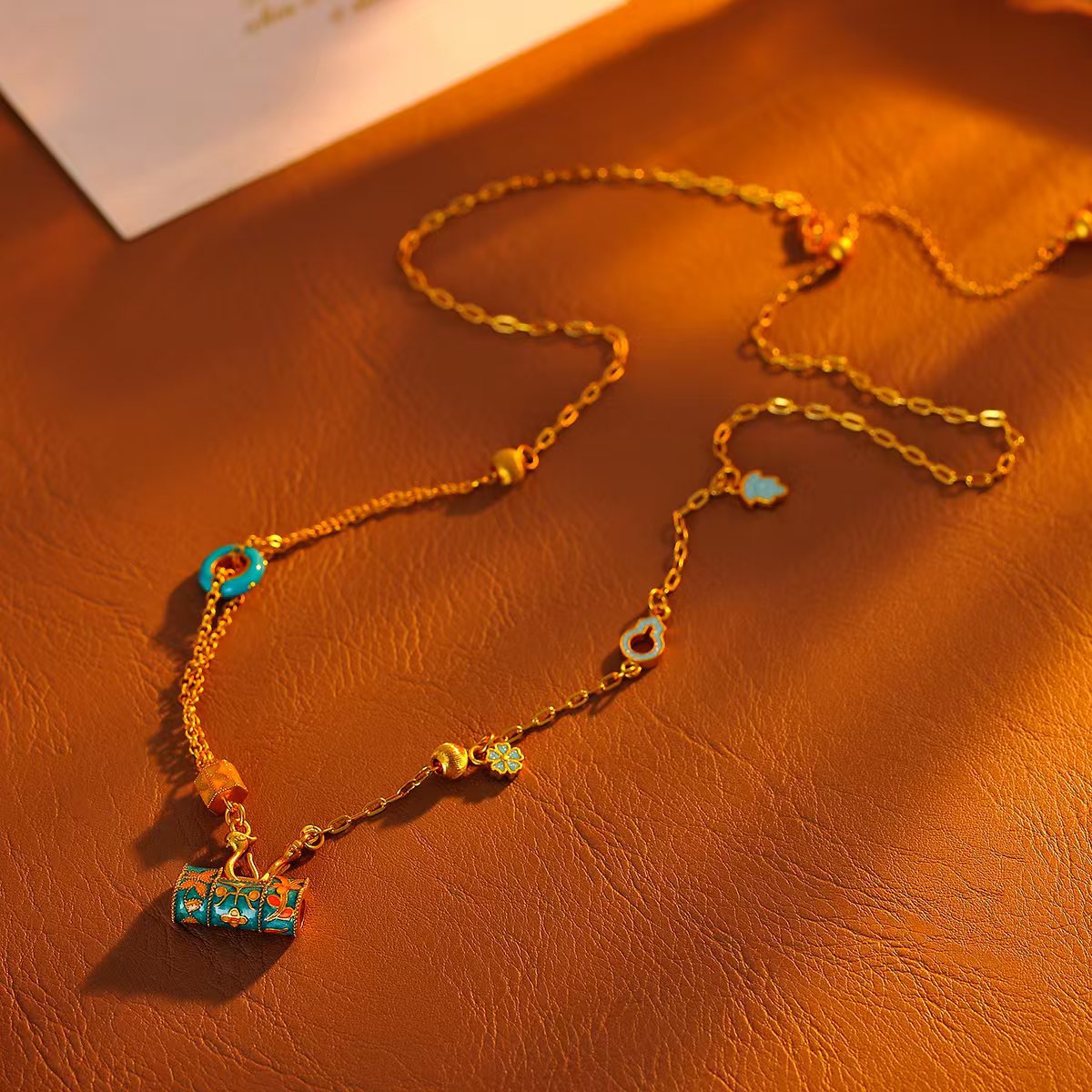 Designer Colorful Gourd Necklace for Women, National Trend, Elegant Niche Design, High-End Collarbone Chain