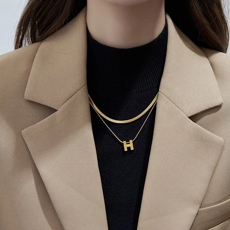 High-End Light Luxury Niche Double-Layer Letter H Necklace for Women Titanium Steel Collarbone Chain 2023 New Sweater Chain Accessory