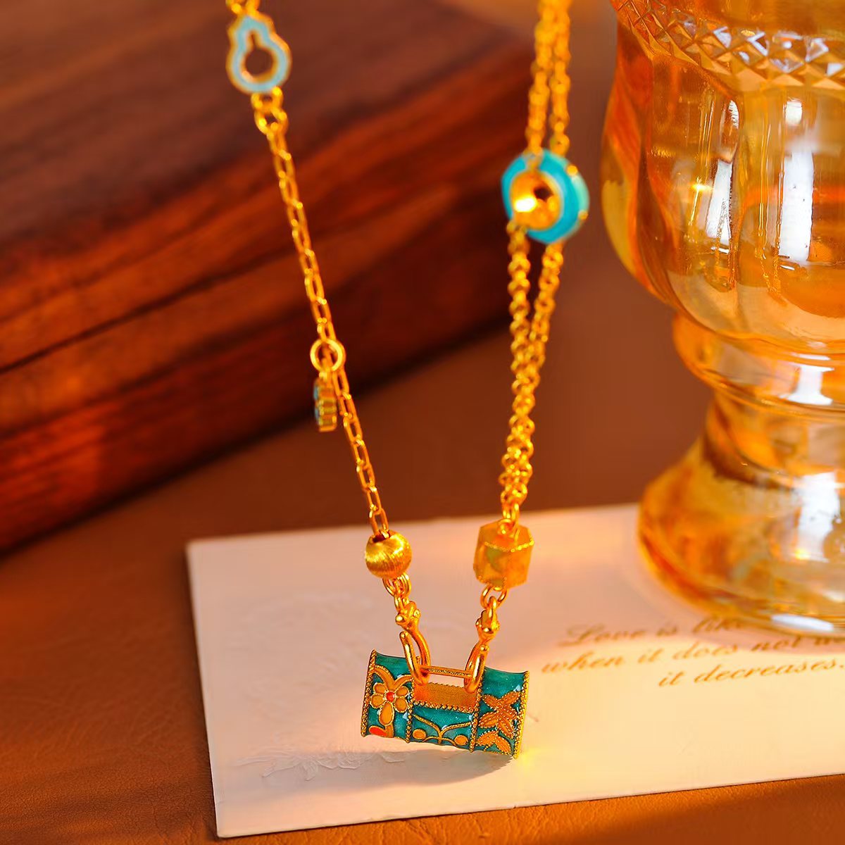 Designer Colorful Gourd Necklace for Women, National Trend, Elegant Niche Design, High-End Collarbone Chain