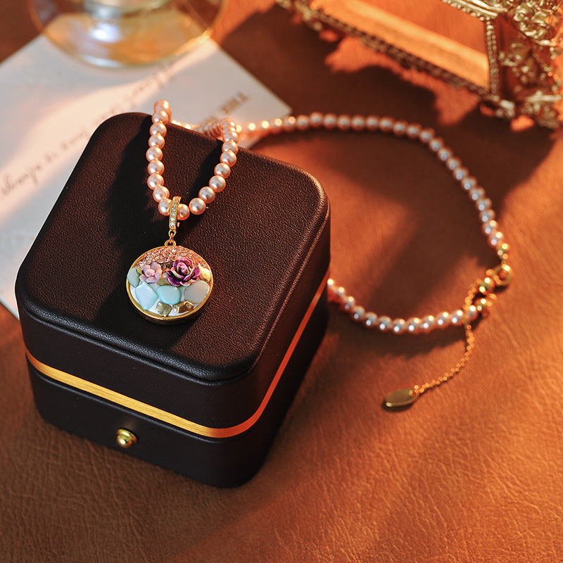 Oil Painting Style Pearl Necklace for Women New Chinese Style National Style Flower Artistic Retro 2025 New Niche Design Clavicle Chain