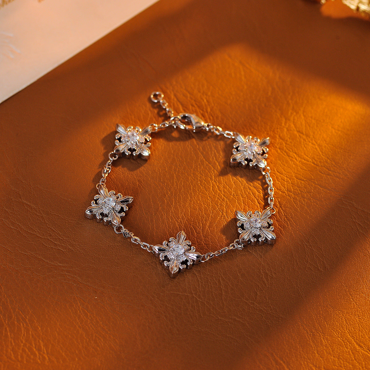 Zircon Star Flower Bracelet New Light Luxury Niche Exquisite High-end Bracelet Necklace Accessories