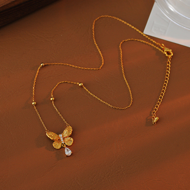 New Chinese Style Light Luxury Butterfly Pendant Necklace for Women, Niche Micro Inlaid Zircon Elegant Women's Choker, High-end Versatile Collarbone Chain