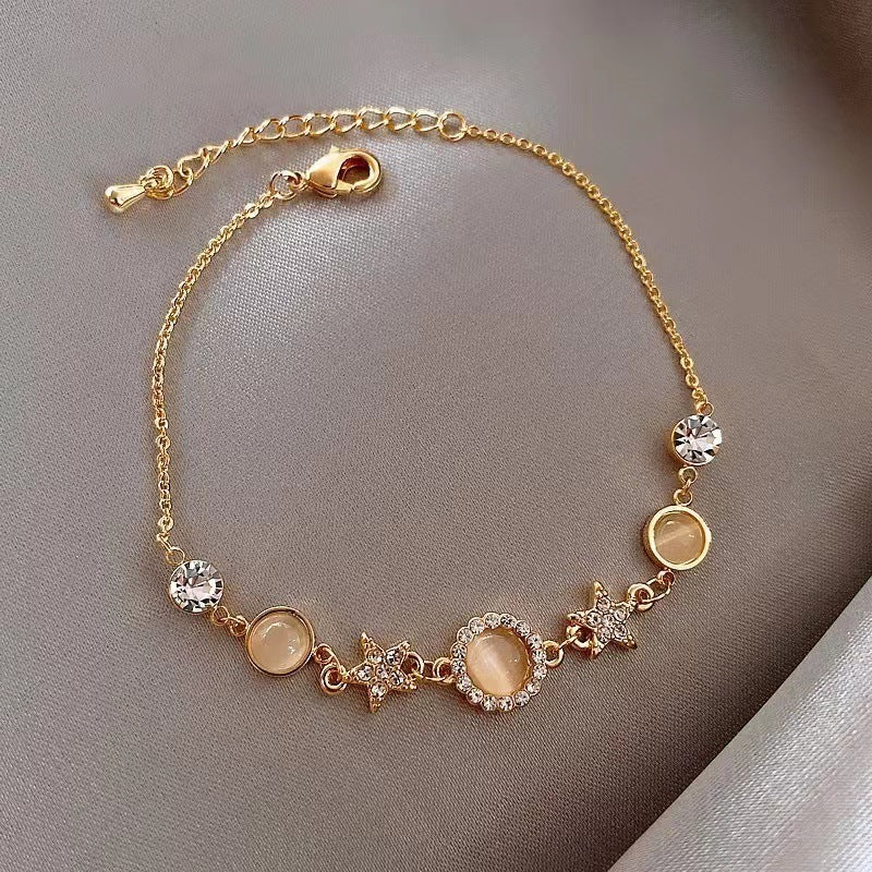 Korean Style Fashion Cat's Eye Stone Bracelet for Women, Light Luxury Jewelry, High-End Summer Temperament, Niche Versatile Bracelet