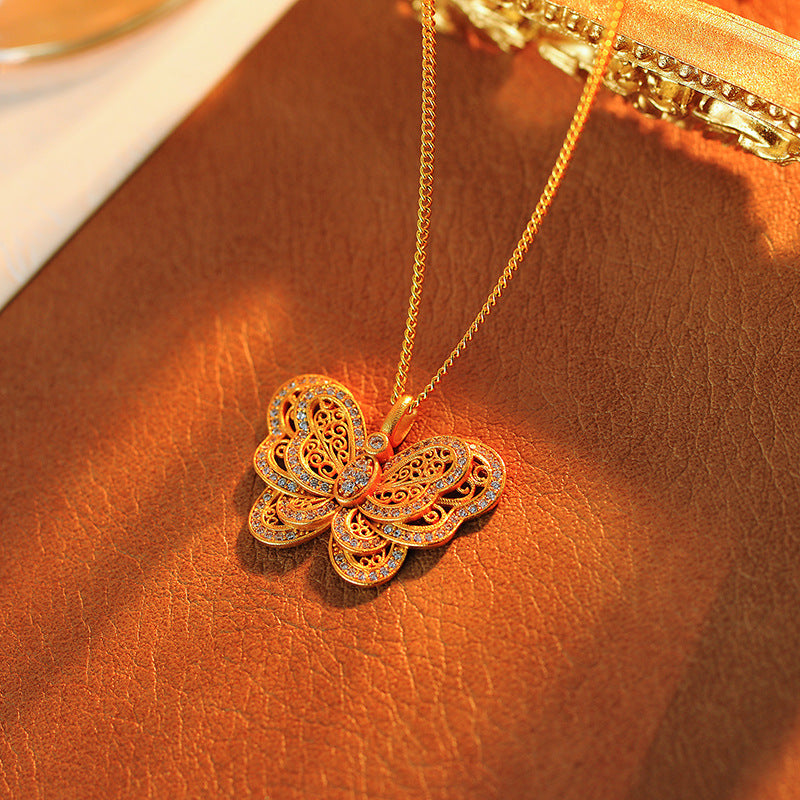 New Chinese Style Gold Full Diamond Vintage Filigree Hollow Butterfly Necklace for Women, Light Luxury High-Value Collarbone Chain