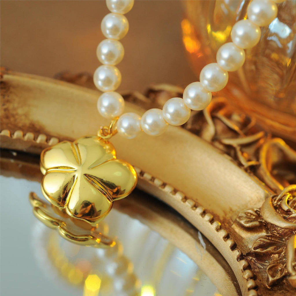 French Style High-End Imitation Shijia True Round Pearl Necklace Elegant Light Luxury Camellia Necklace Vintage A10049