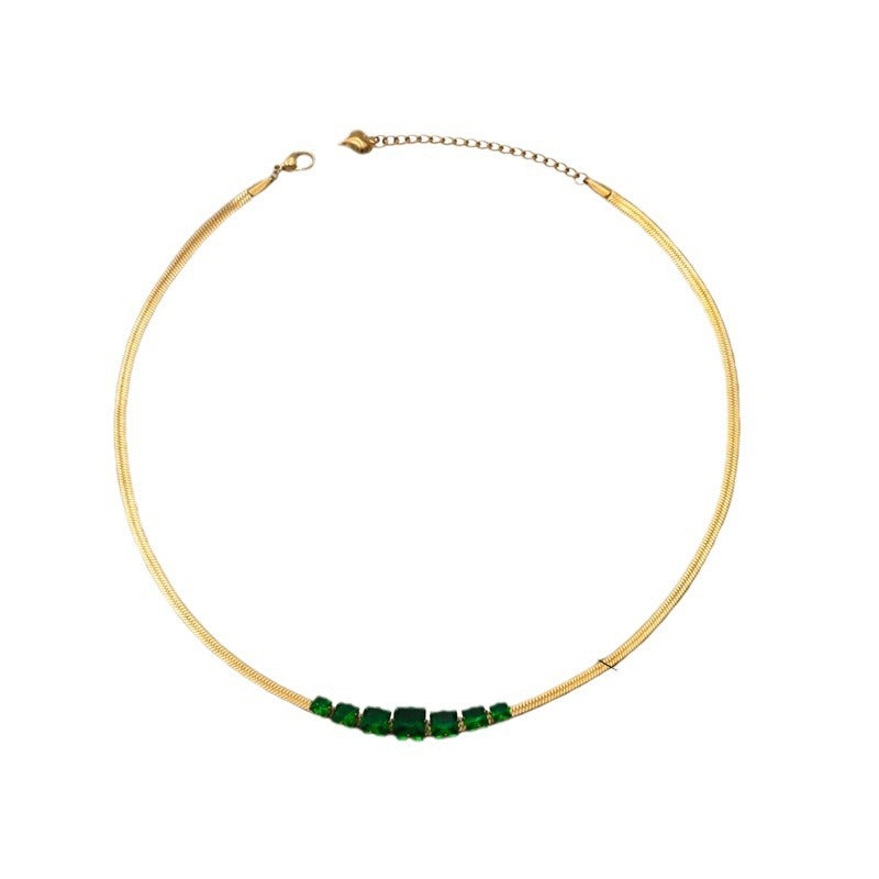 Emerald Zircon Necklace for Women, Light Luxury Niche Design, Inlaid Diamond Short Necklace, Vintage Hong Kong Style, Elegant Collarbone Chain