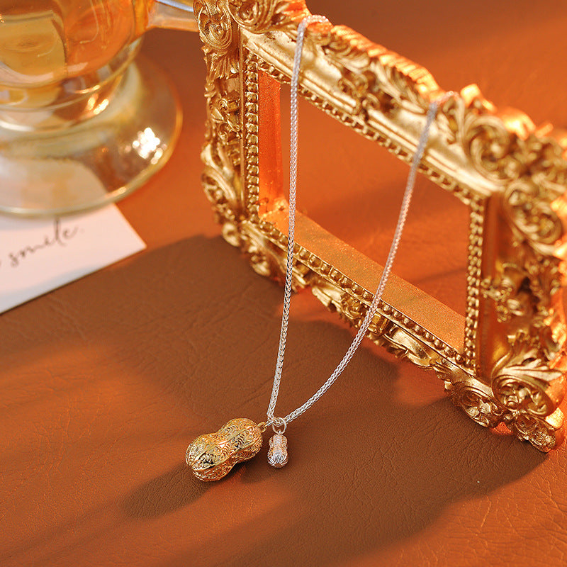 New Good Things Peanut Pendant Necklace for Women, Light Luxury, Niche, High-End Feel, Fashionable, Simple, Versatile Collarbone Chain