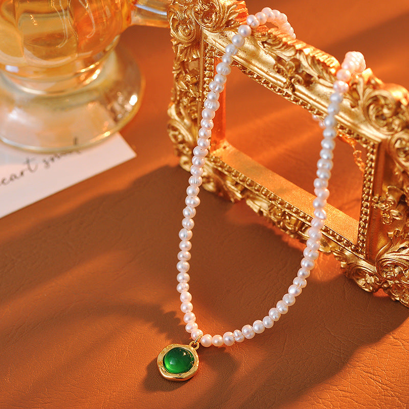 New Chinese Style Natural Green Chalcedony Shijia Pearl Necklace Elegant Fashion High-end Sense Neck Chain Clavicle Chain