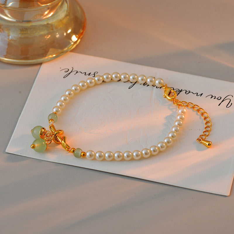 Green Grape Pendant Pearl Bracelet for Women, Niche Design, High-End Sweater Chain, Light Luxury, Internet Celebrity Style