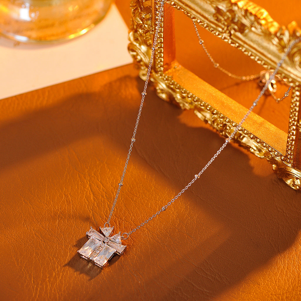 Silver Sparkling Zircon Bow Necklace High-End Light Luxury Niche New Clavicle Chain for Women