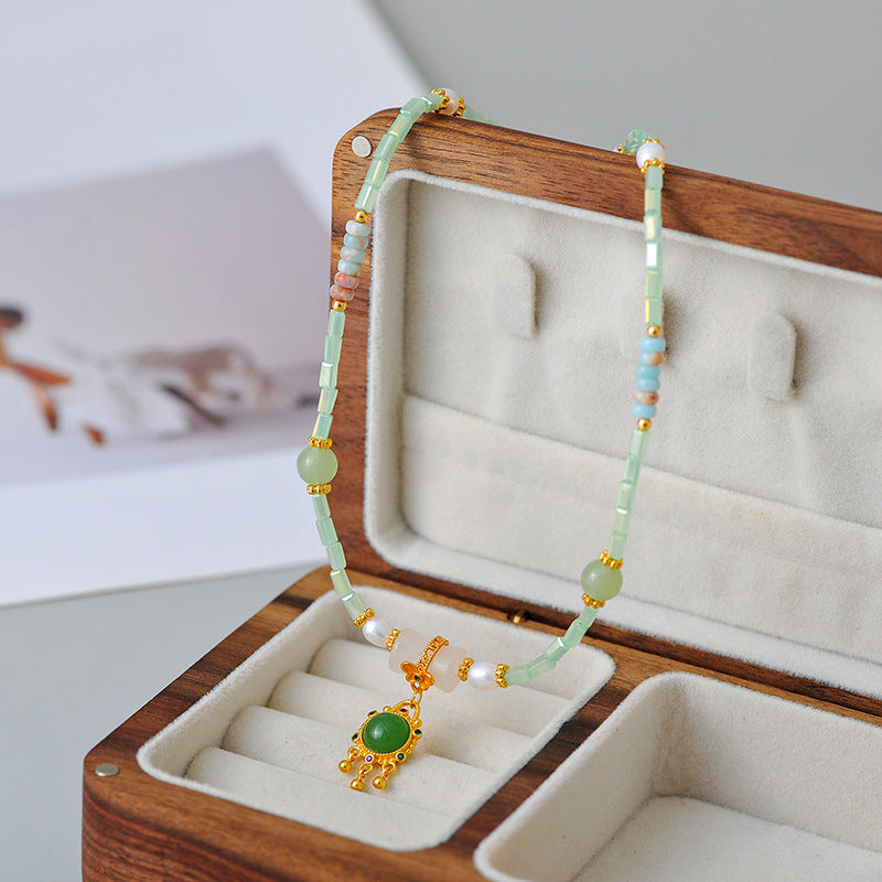 New Chinese Style High-end Fashionable Necklace Versatile Natural Stone Choker Pearl Collarbone Chain