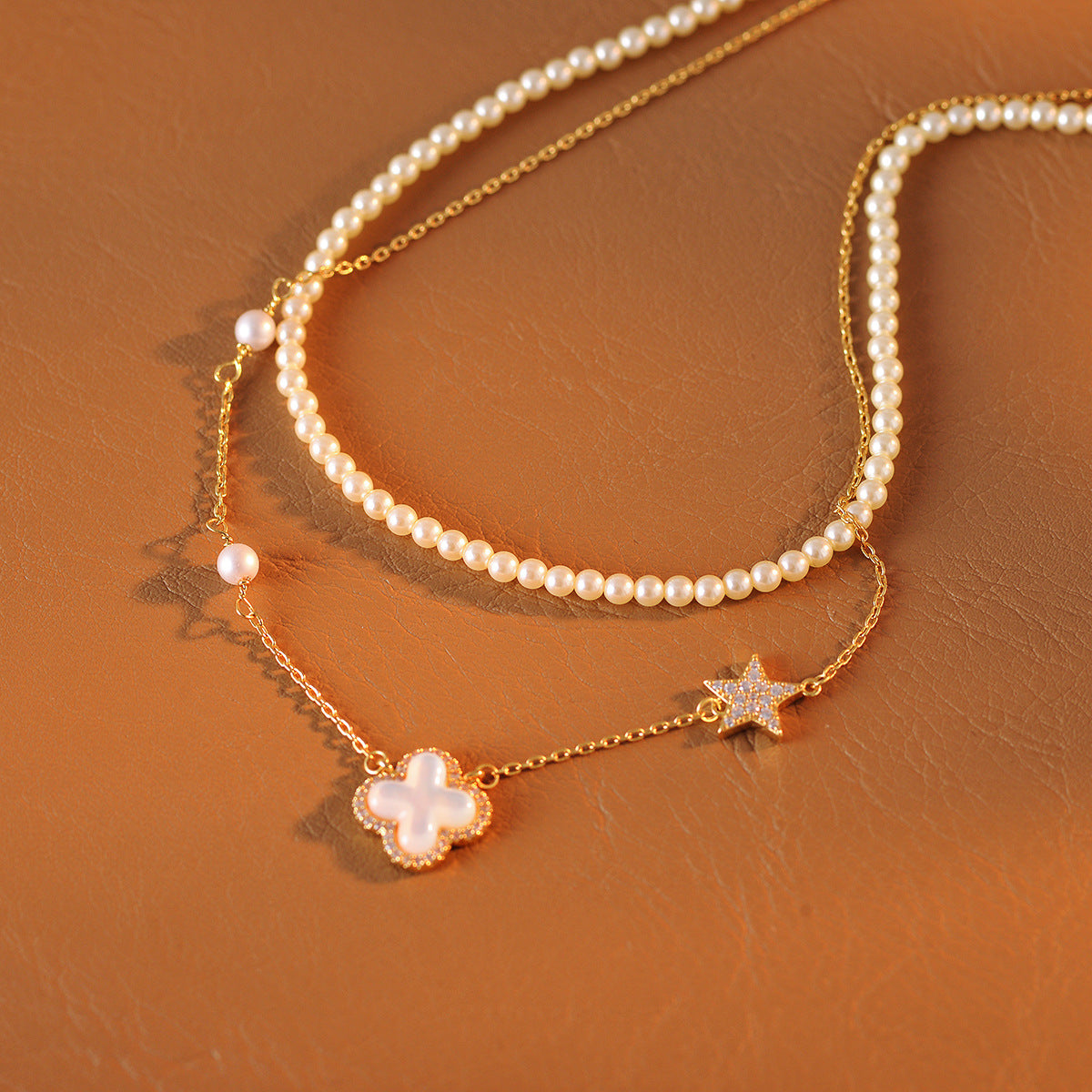 Hot-Selling Light Luxury High-End Double-Layer Stacked Pearl Four-Leaf Clover Mother-of-Pearl Bracelet Necklace Personality Simple
