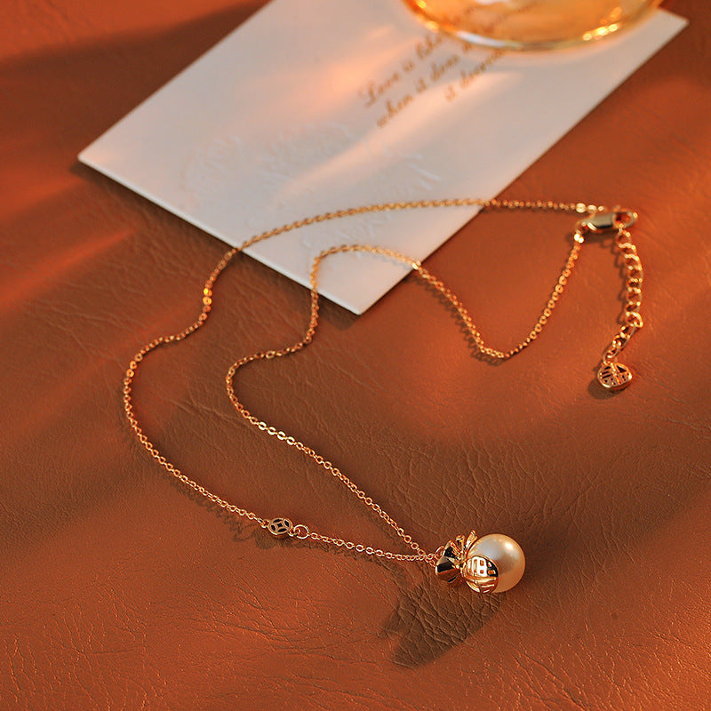 New Year's Niche Design Money Lucky Bag Necklace for Women Versatile Light Luxury Design Sense Collarbone Chain