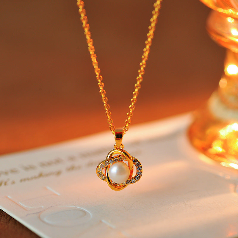 Design Sense Hollow Pearl Pendant Necklace for Women New Hot-Selling Light Luxury Choker Niche Collarbone Chain Accessories