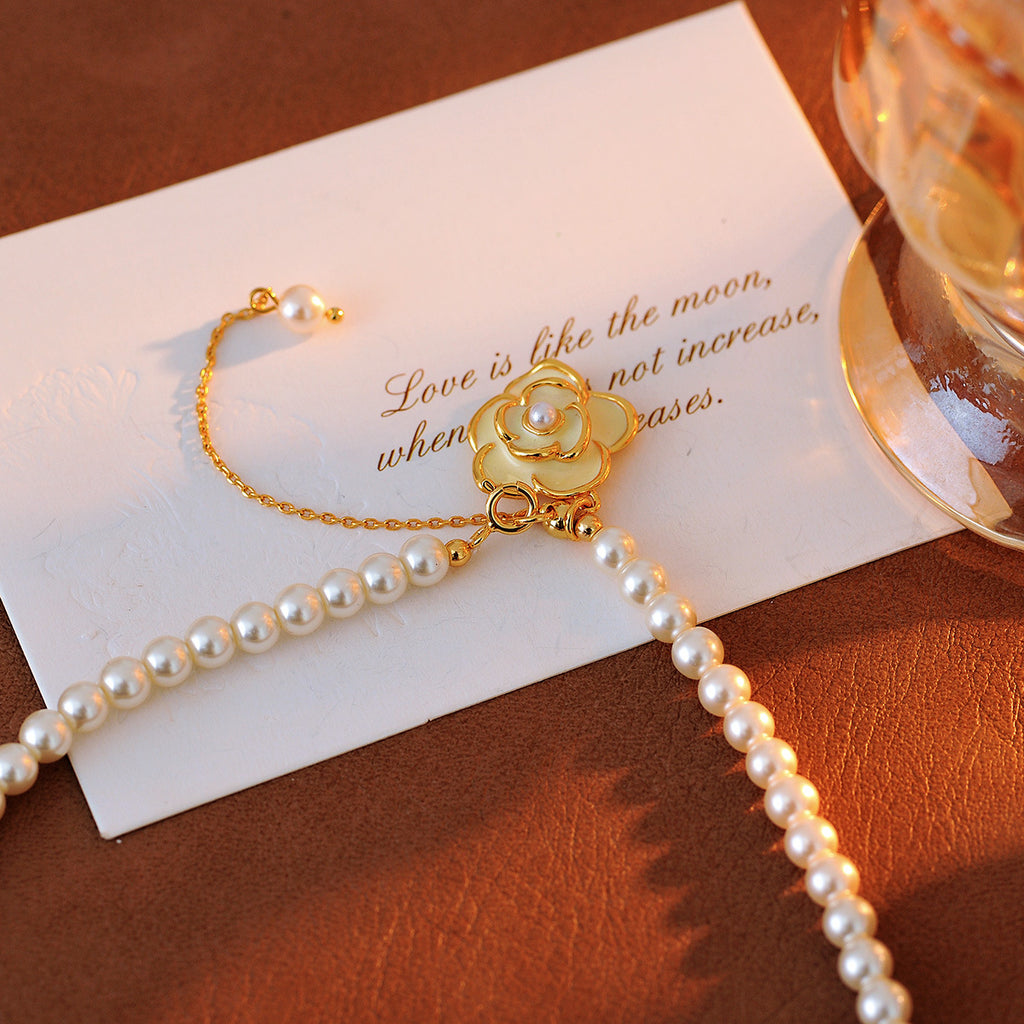 Vintage Elegant Ins Style Fashion Versatile Camellia Pearl Necklace Personality High-end Chanel Style Collarbone Chain