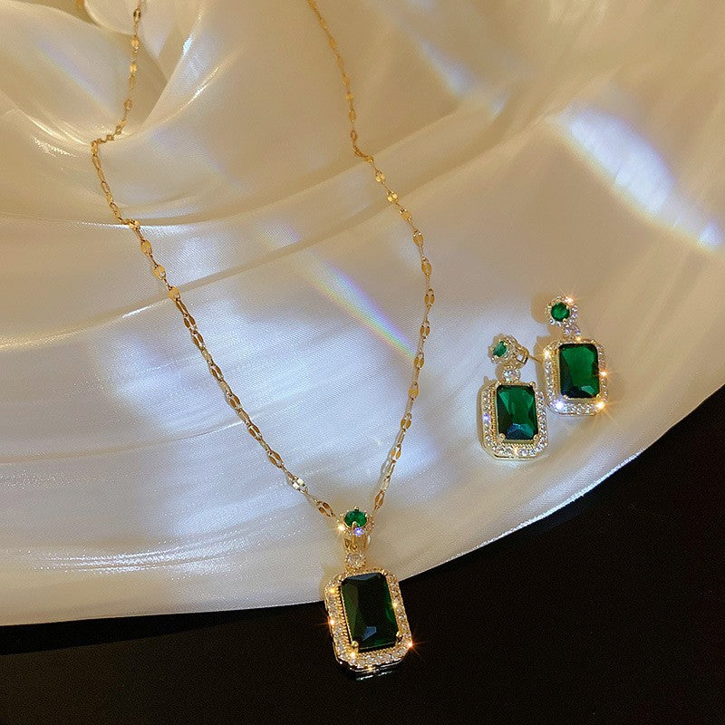Titanium Steel Jewelry Zircon Emerald Crystal High-end Earrings Necklace Set Vintage Stud Earrings Elegant Collarbone Chain Ring