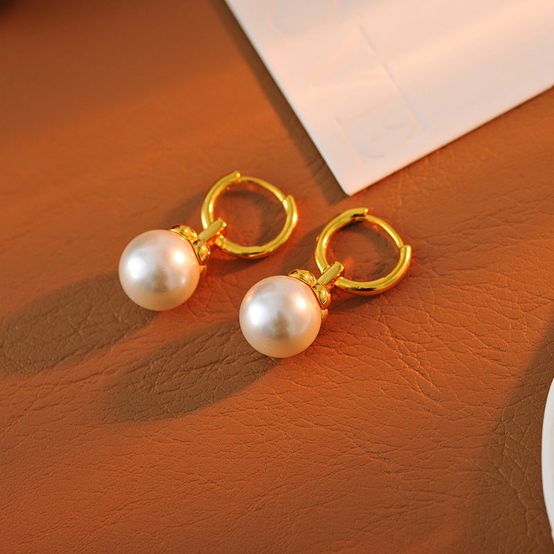 Vintage Hong Kong Style Copper Gold-Plated Pearl Necklace Elegant Lady Earrings Ins Style Simple Fashion Earrings Wholesale