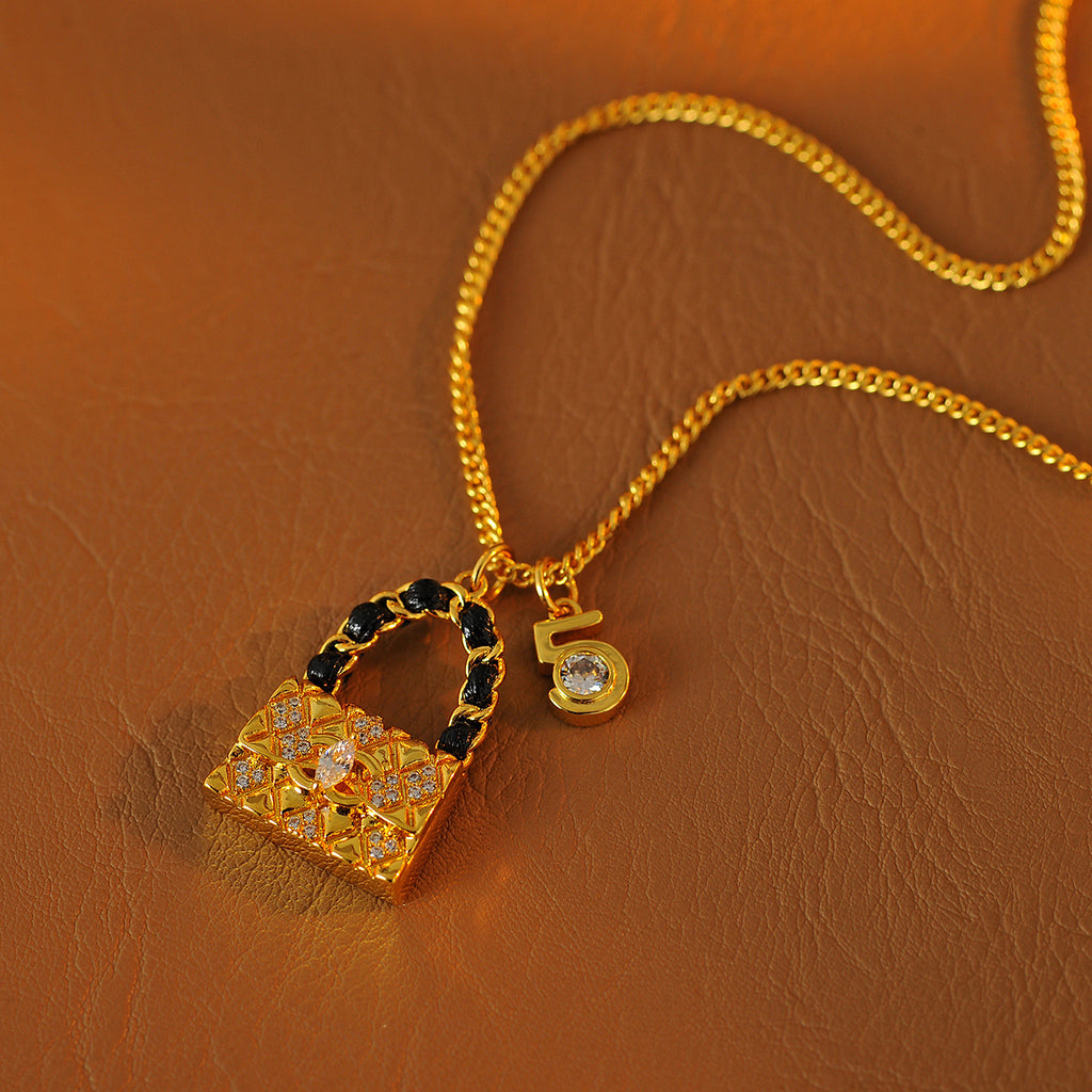 Luxurious High-End New Full Diamond Bag Necklace Fashion Versatile Light Luxury High-End Small 5 Pendant Necklace