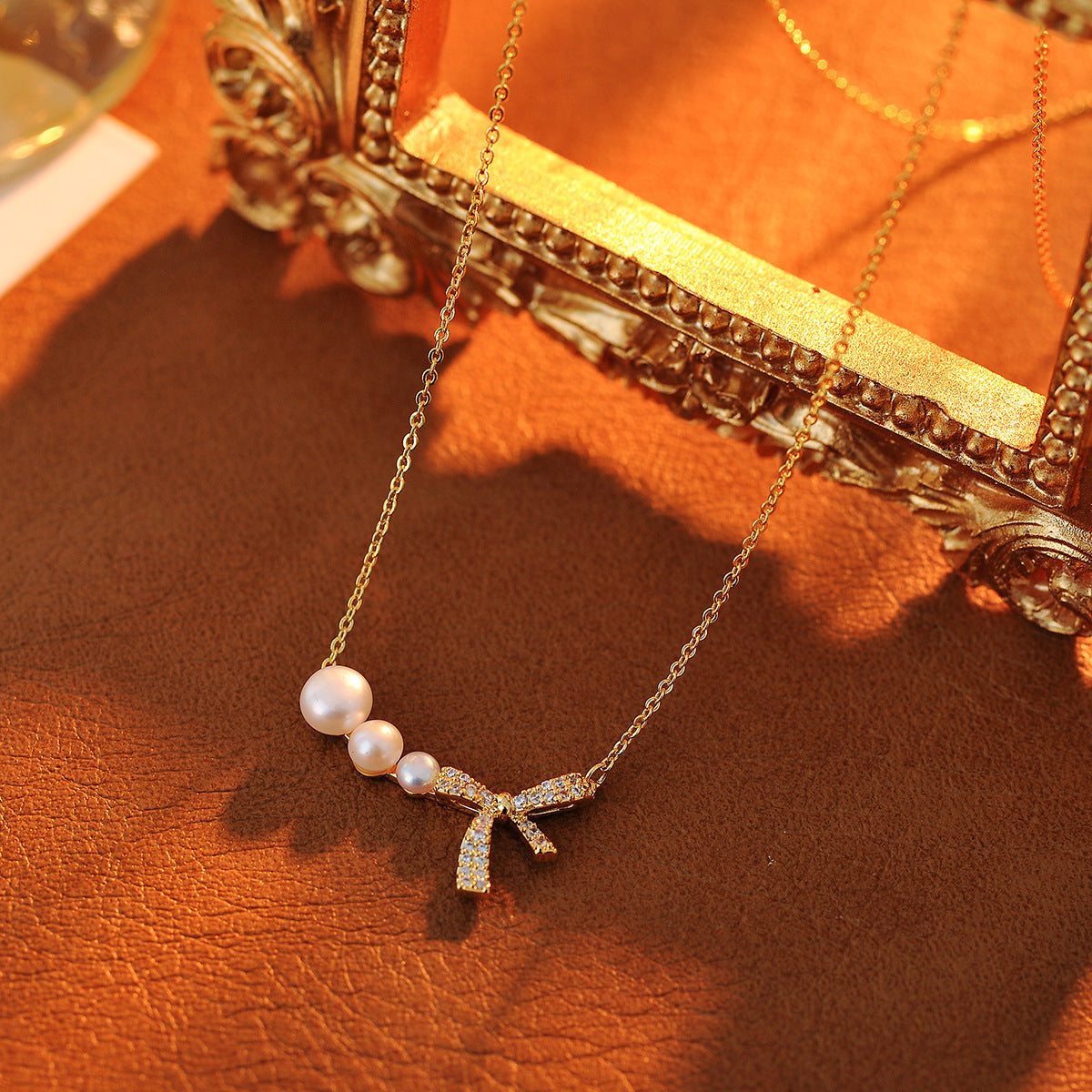 New Sweet Bow Pearl Necklace Accessories Zircon Pendant Pearl Collarbone Chain