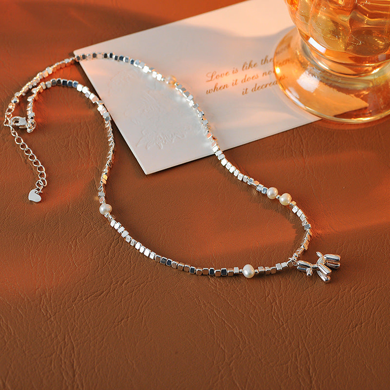 Broken Silver Puppy Freshwater Pearl Necklace for Women New Hot-Selling Niche Design Sense Collarbone Chain Simple Choker