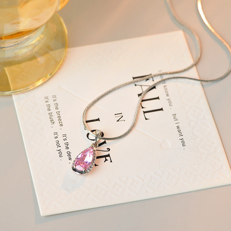 New Water Drop Shape Luxurious Elegant Cluster Zirconia Sparkling Colorful Zircon Pendant for Women Fashionable Exquisite Collarbone Chain Necklace