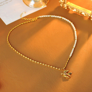 Niche Design Real Gold Plated Gold Swallow Necklace Pendant Micro Inlaid Zirconia Clavicle Chain Swallow Necklace