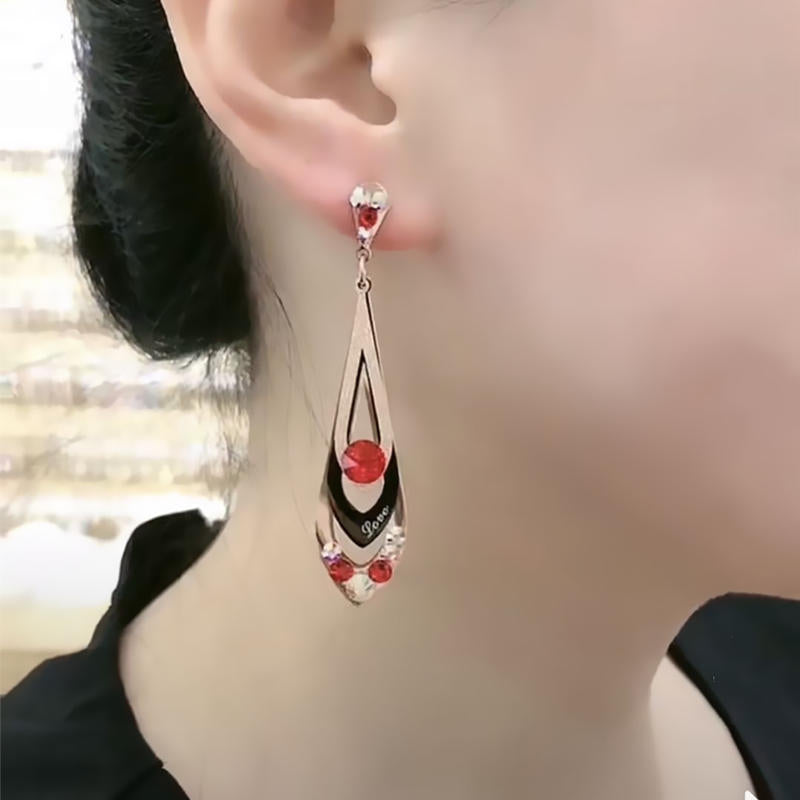 Korean Style Diamond-Studded Rhombus Matte Titanium Steel Long Earrings for Women Versatile Face-Slimming Earrings Internet Celebrity Ear Accessories