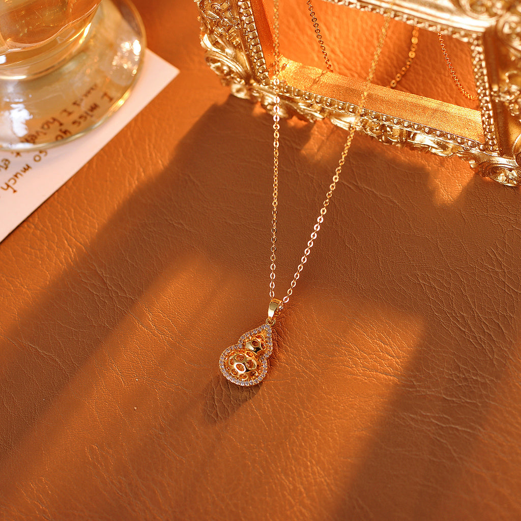 Gourd Necklace Xiaohongshu Same Style Real Gold Electroplated Hollow Necklace Pendant Light Luxury High-end Jewelry