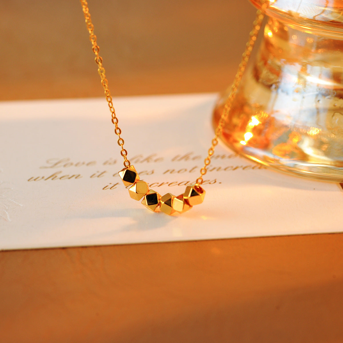 Bafanglaicai Broken Silver Sugar Cube Necklace Light Luxury Niche High-end Clavicle Chain 2025 New Model