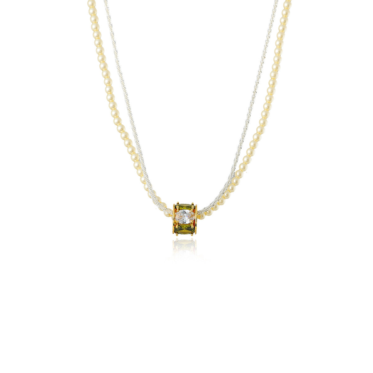 Elegant and Luxurious Pearl Pendant with Sparkling Double Layer Clavicle Chain