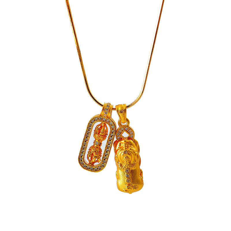 Wei Xue Same Style Ancient Gold-Plated Pointed Diamond Rotating Vajra Pixiu Four-Leaf Clover Pendant Necklace for Women Retro High-End Neck