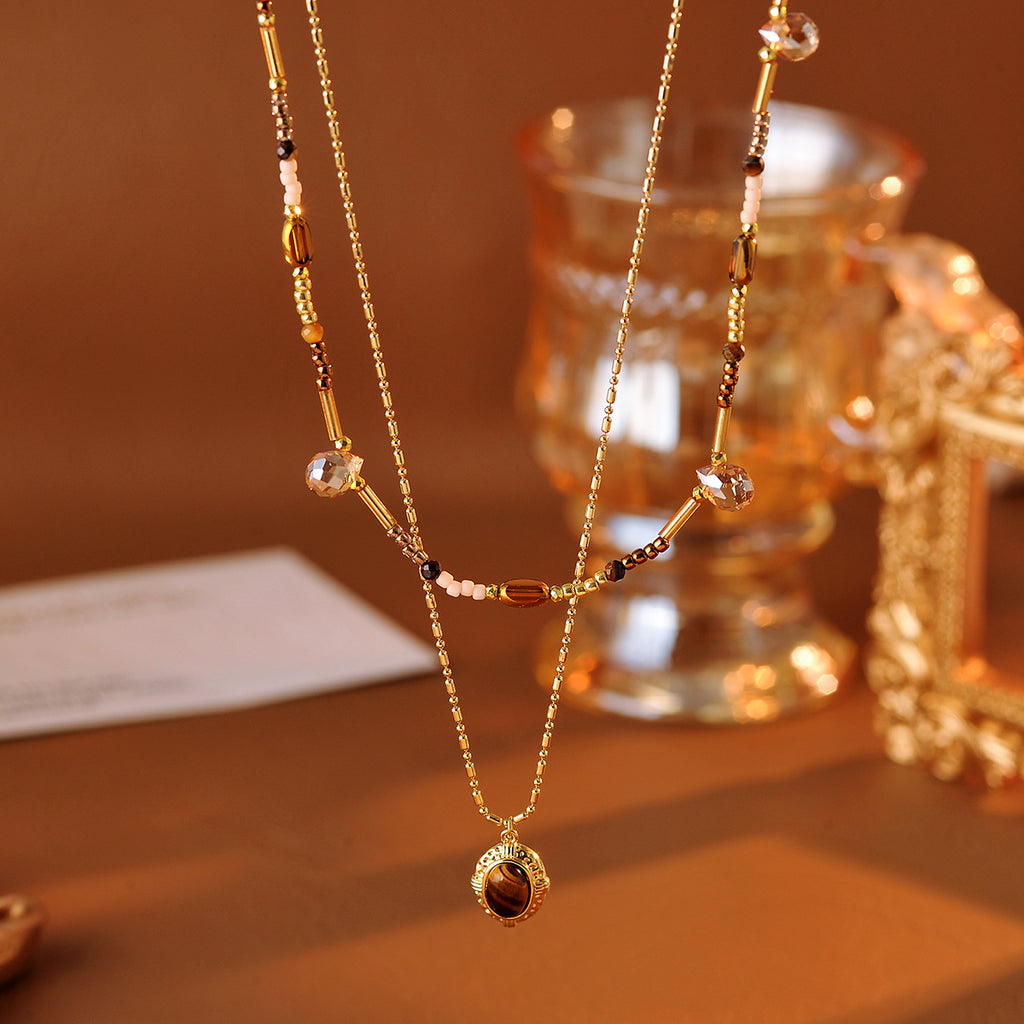 Double Layer Stacked Necklace with Diamonds and Natural Shell Pearl Single Pendant Necklace Light Luxury High-end Clavicle Chain