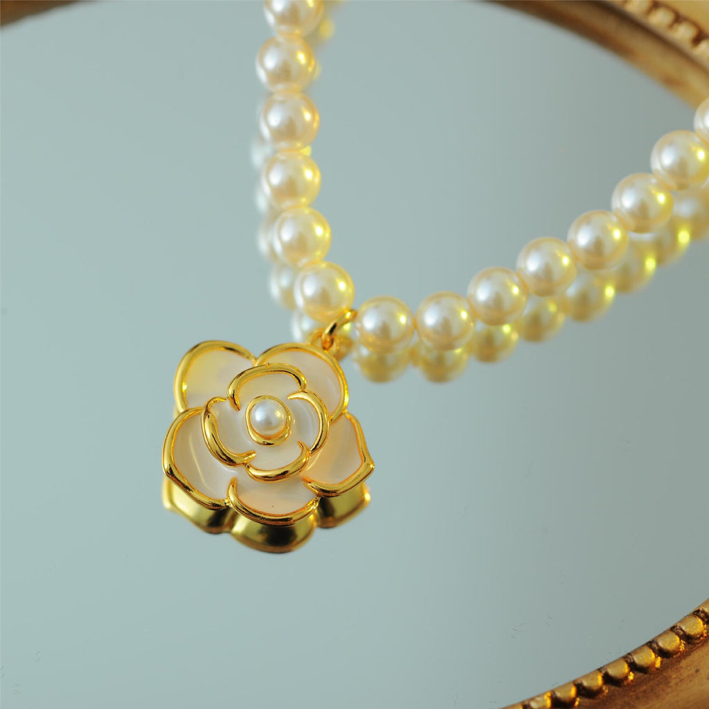French Style High-End Imitation Shijia True Round Pearl Necklace Elegant Light Luxury Camellia Necklace Vintage A10049