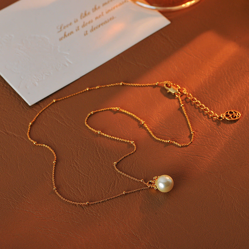 Light Luxury Fashion French Zircon Flower Pearl Necklace for Women, Niche Design, Elegant and High-end Jewelry