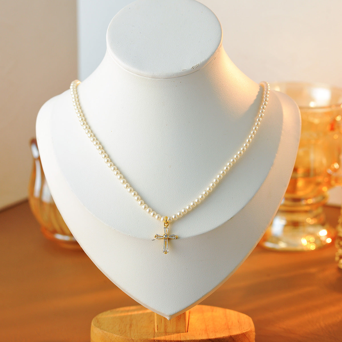 New Elegant Fashion Niche Light Luxury Everyday Versatile 4mm Pearl Zircon Pendant Collarbone Chain