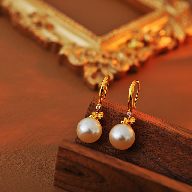 Flower Pearl Necklace for Women Fashion Ins Style Collarbone Chain Versatile Niche Design Zircon Pendant