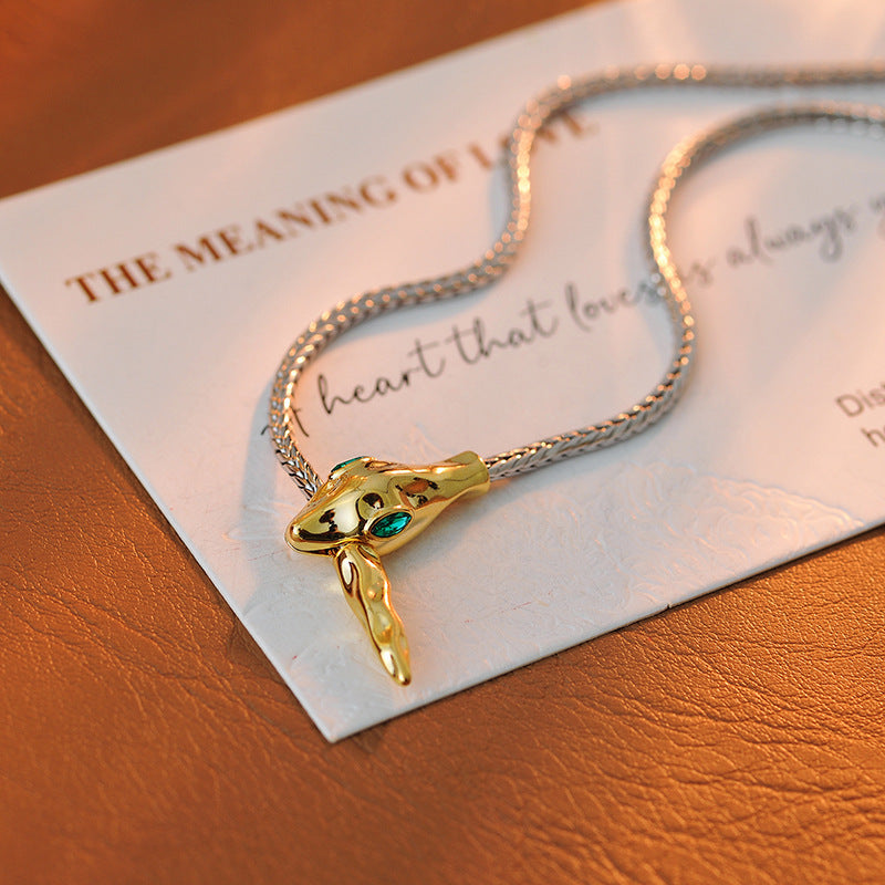 Pull-out Snake Necklace for Women, Niche Design, High-end Clavicle Chain, Unique and Versatile Necklace