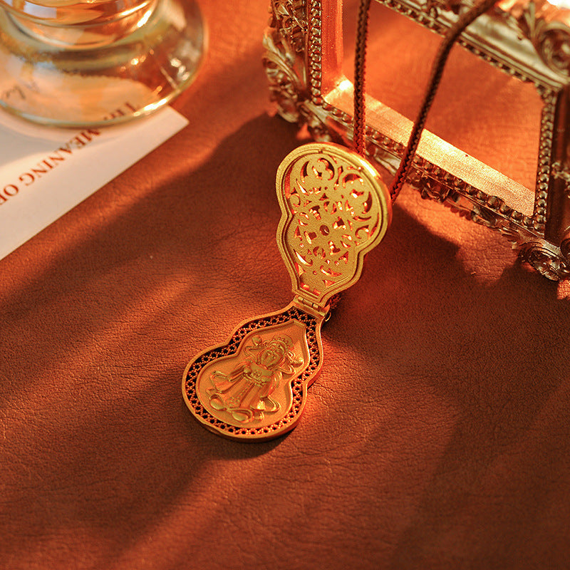 Wei Xue Same Style Junpei Gourd Necklace with Inlaid Diamonds, Wealth-Attracting Guardian God Pendant, Three-Dimensional New Style, Light Luxury, Non-Fading Pendant
