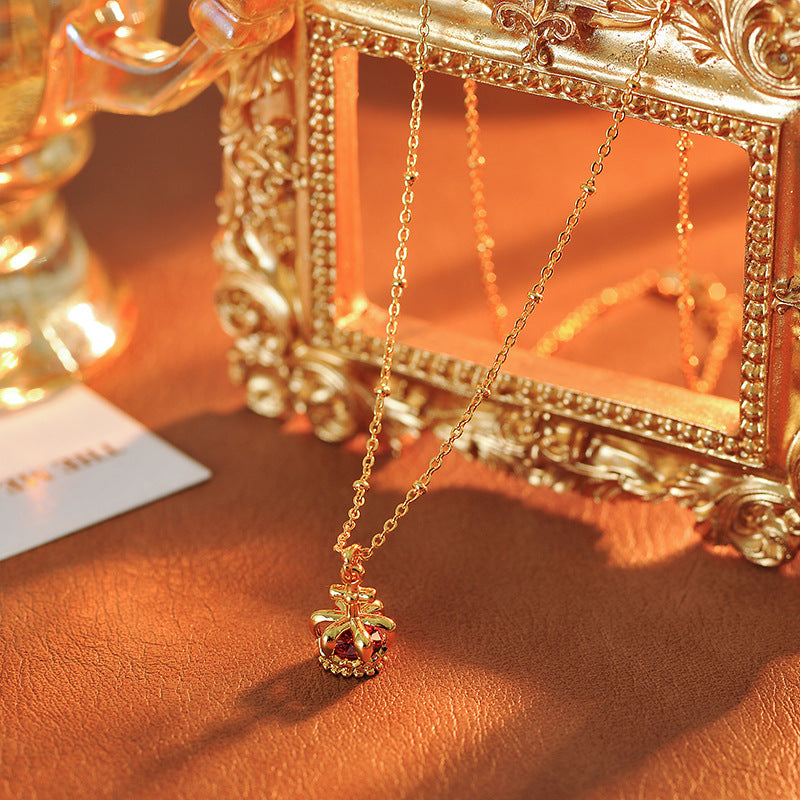 European and American New Retro Light Luxury Crown Zircon Necklace for Women Versatile High-end Simple Niche Fashion Minimalist Choker