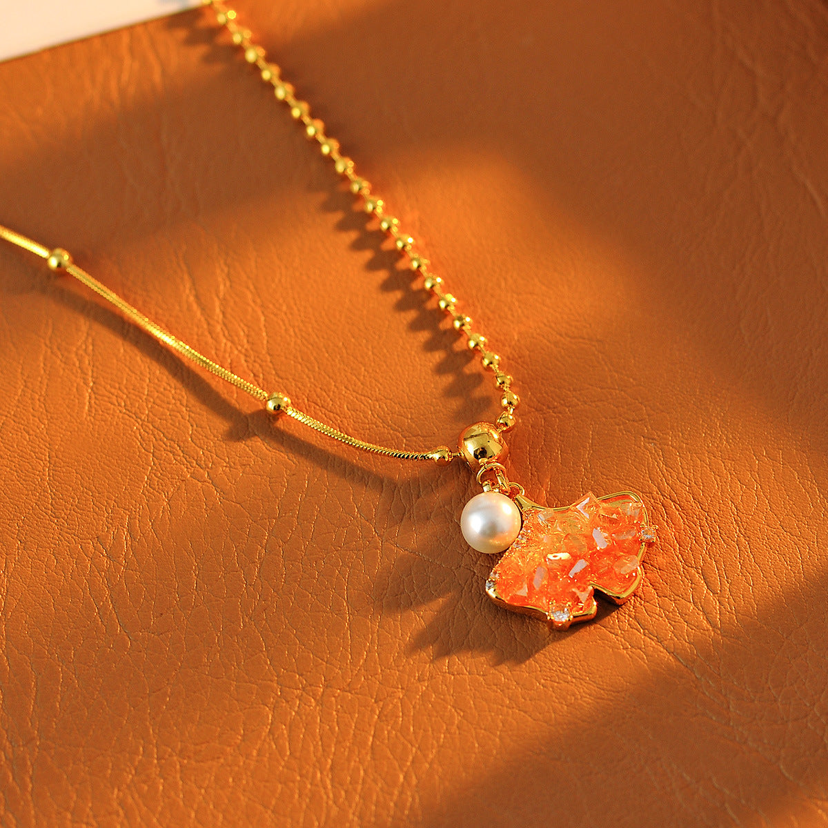 Unique Design Fashionable Versatile Brightening Necklace New Trendy Gradient Crystal Ginkgo Necklace