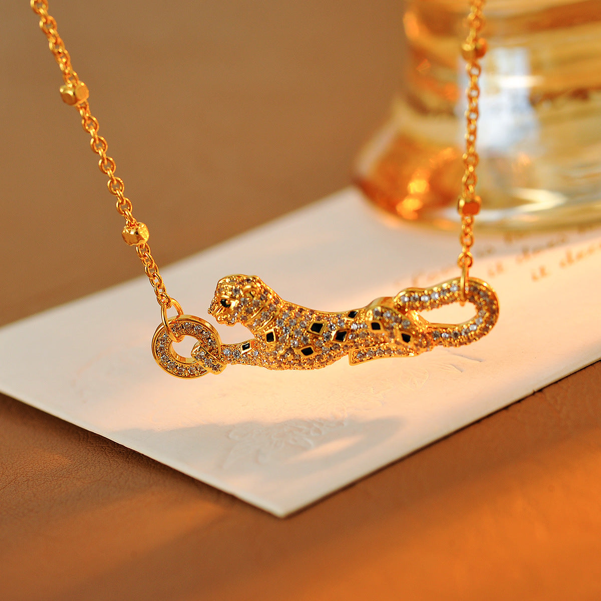 European and American Fashion Enamel Painted Lying Leopard Short Necklace Layered Full Diamond Small Leopard Collarbone Chain for Women