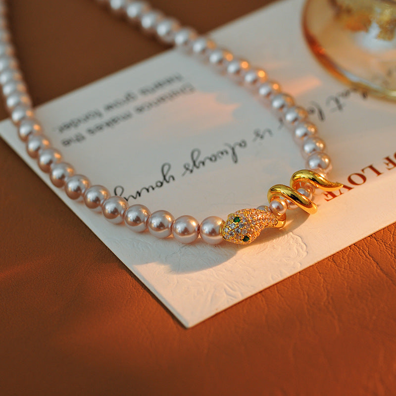 Manta Rose Color Snake Pearl Necklace for Women New Hot-Selling Light Luxury High-End Accessory Exquisite Sweater Chain